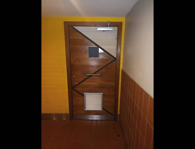 453M² BUSINESS CENTRE TO LET IN DURBAN CENTRAL